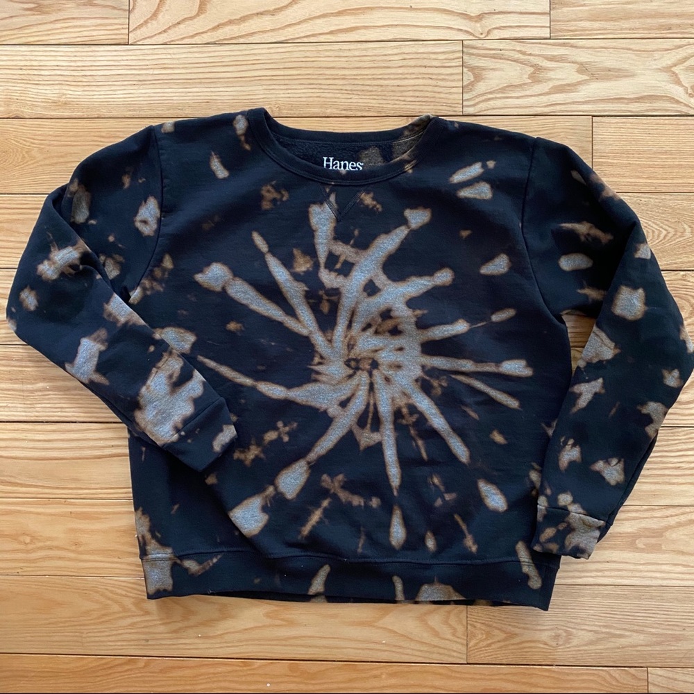 NEW! Tie-Dye Sweatshirt